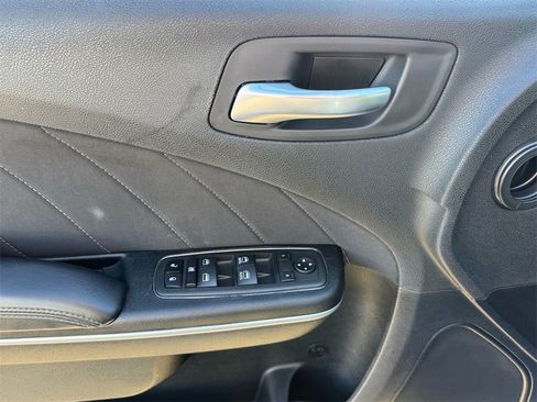 Used 2023 Dodge Charger SXT image 11