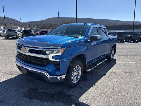 Used 2023 Chevrolet Silverado 1500 LT image 8