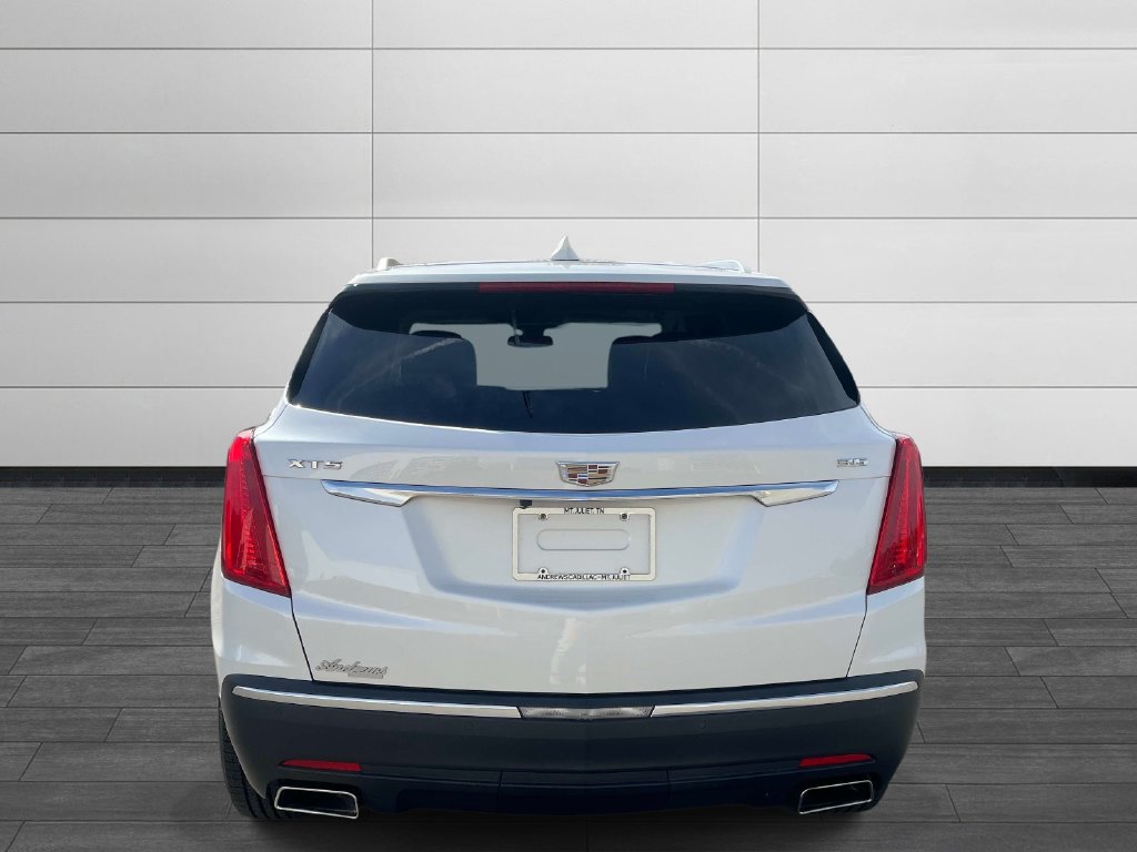 Used 2017 Cadillac XT5 Luxury w/ Driver Awareness Package FWD image 4