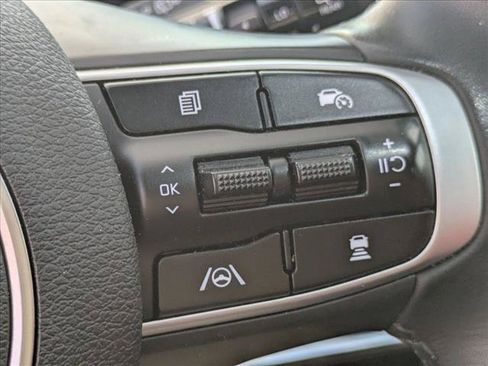 Used 2025 Kia Sportage SX FWD image 13