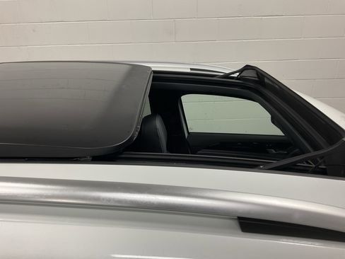 New 2026 Volkswagen Tiguan SEL R-Line image 5