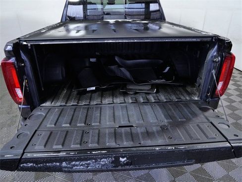 Used 2023 GMC Sierra 1500 AT4X image 11