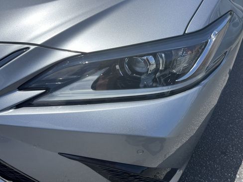Used 2022 Lexus ES 350 F Sport w/ Accessory Package 2 FWD image 6