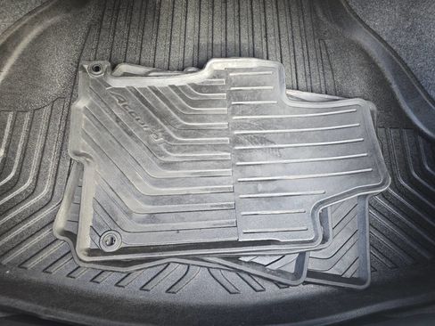 Used 2014 Honda Accord LX-S image 32