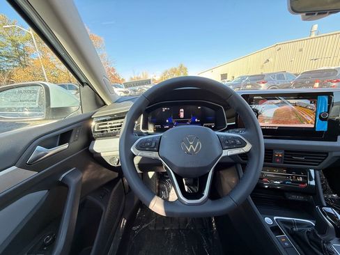 New 2026 Volkswagen Jetta SE image 21