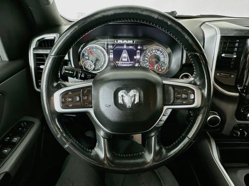 Used 2022 RAM 1500 Big Horn AWD/4WD image 11