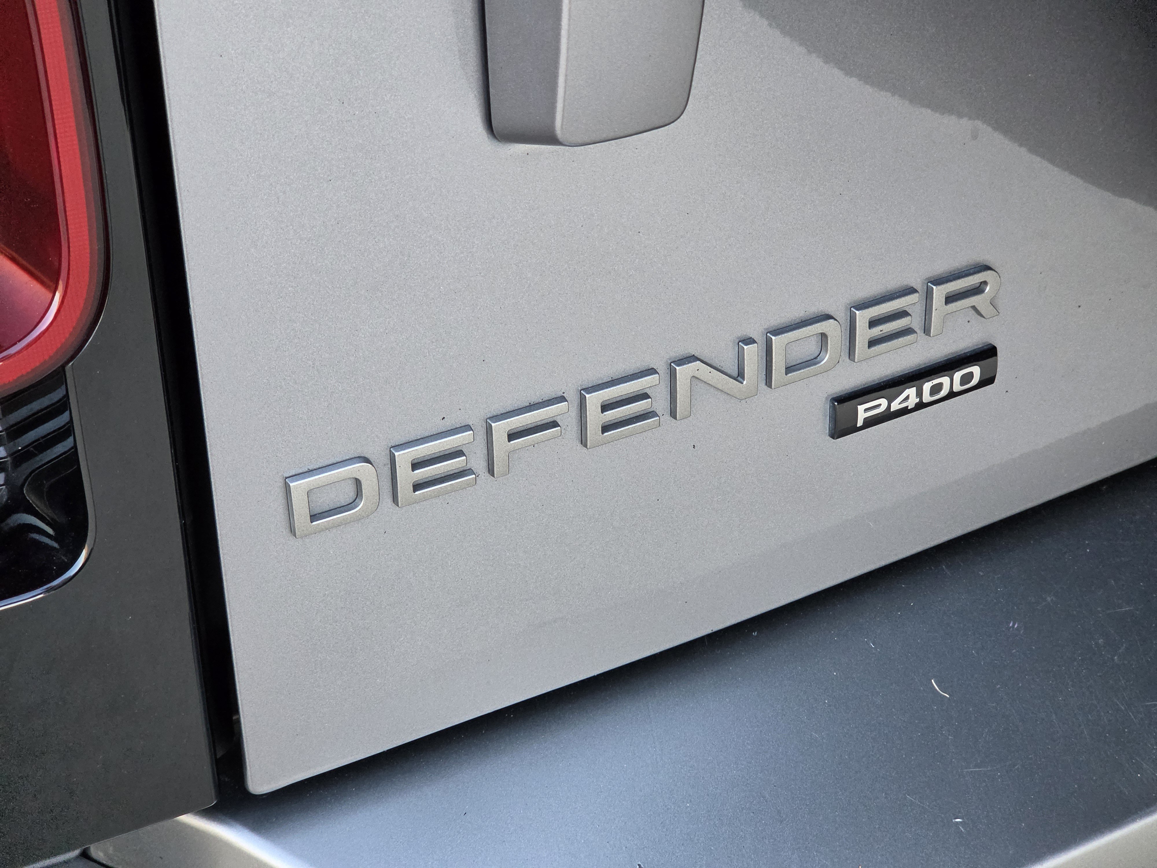 Certified 2023 Land Rover Defender 130 X-Dynamic SE AWD/4WD image 13
