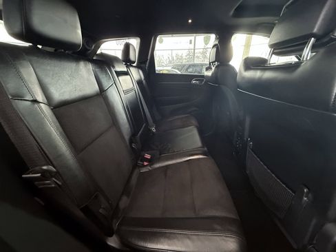 Used 2021 Jeep Grand Cherokee Laredo X image 29