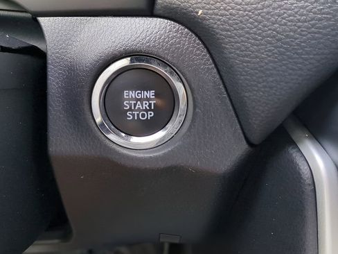Used 2024 Toyota RAV4 XLE FWD image 24