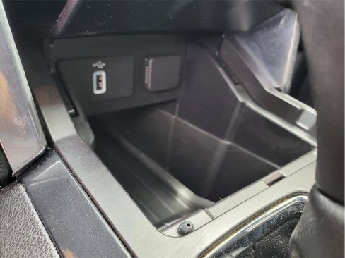 Used 2019 Ford Explorer Sport w/ Equipment Group 401A AWD/4WD image 34