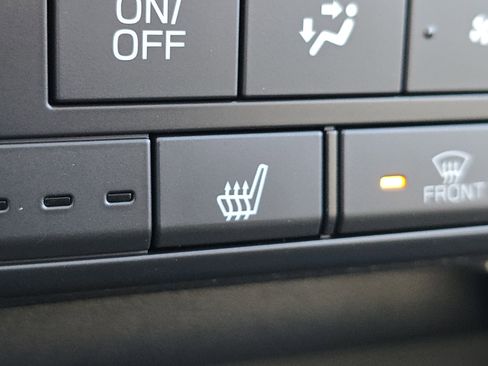 New 2026 Subaru Outback Limited image 13