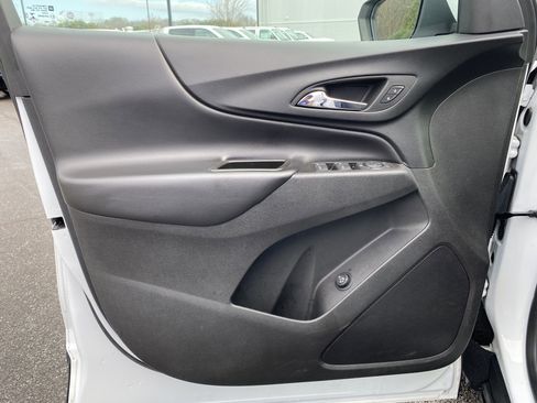 Used 2020 Chevrolet Equinox LT image 14