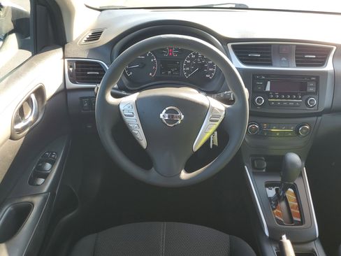 Used 2017 Nissan Sentra S w/ S Style Package image 18