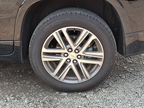Used 2023 Chevrolet Traverse High Country w/ LPO, Floor Liner Package AWD/4WD image 27