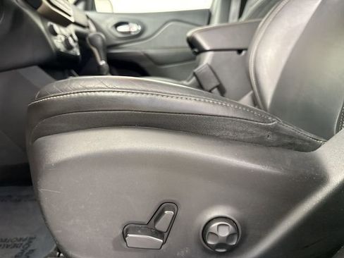 Used 2015 Jeep Cherokee Limited AWD/4WD image 20