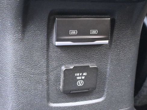 Used 2022 Jeep Wrangler Unlimited Sahara w/ Cold Weather Group AWD/4WD image 15