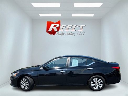 Used 2020 Nissan Altima 2.5 S FWD image 12