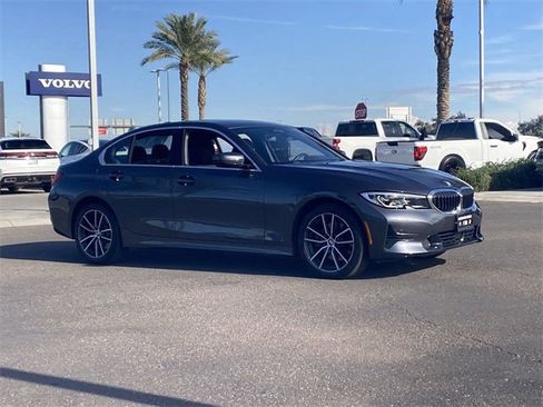 Used 2019 BMW 330i xDrive 330i xDrive w/ Premium Package image 3