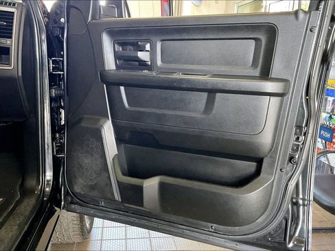 Used 2019 RAM 1500 Express w/ Wheel & Sound Group AWD/4WD image 20