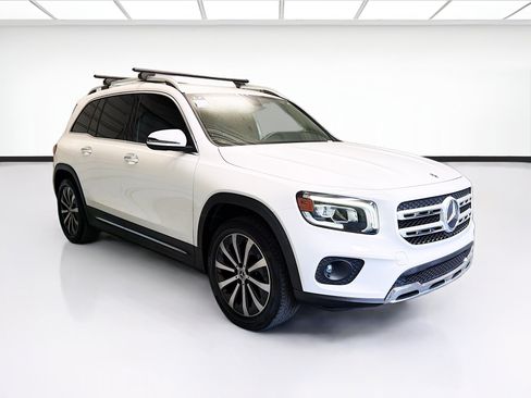 Used 2020 Mercedes-Benz GLB 250 image 3