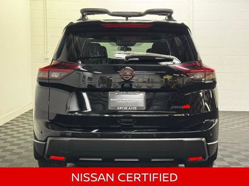 Certified 2025 Nissan Rogue SV AWD/4WD image 10