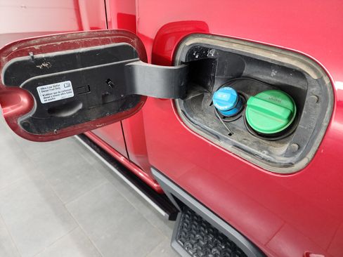 Used 2022 GMC Sierra 2500 Denali image 40