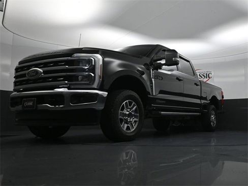 Used 2024 Ford F250 Lariat image 26