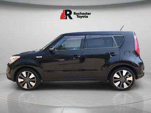 Used 2014 Kia Soul ! FWD image 5