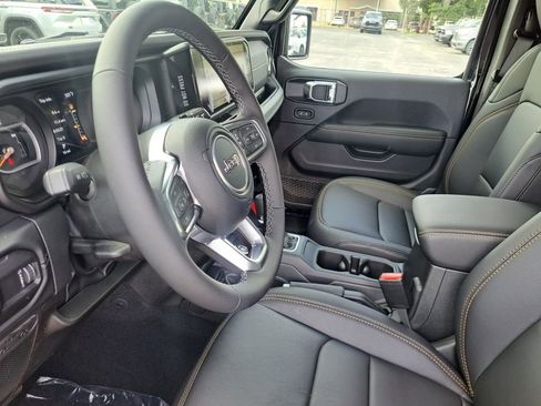 New 2025 Jeep Wrangler Sahara image 16