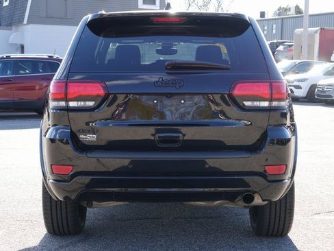 Used 2022 Jeep Grand Cherokee Laredo X image 5