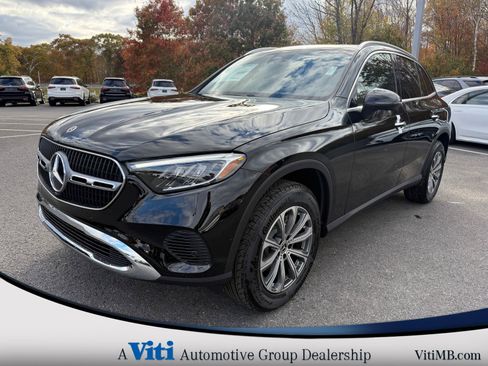 Used 2026 Mercedes-Benz GLC 300 4MATIC image 4