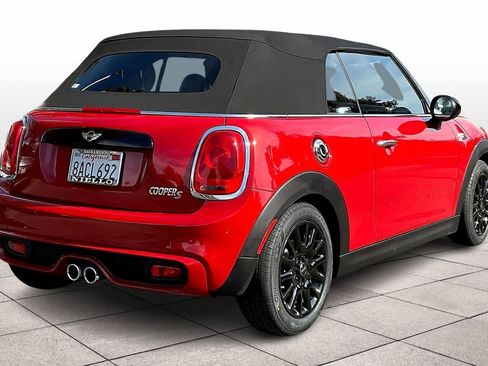 Used 2017 MINI Cooper S image 15