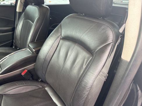Used 2013 Buick LaCrosse Premium FWD image 21