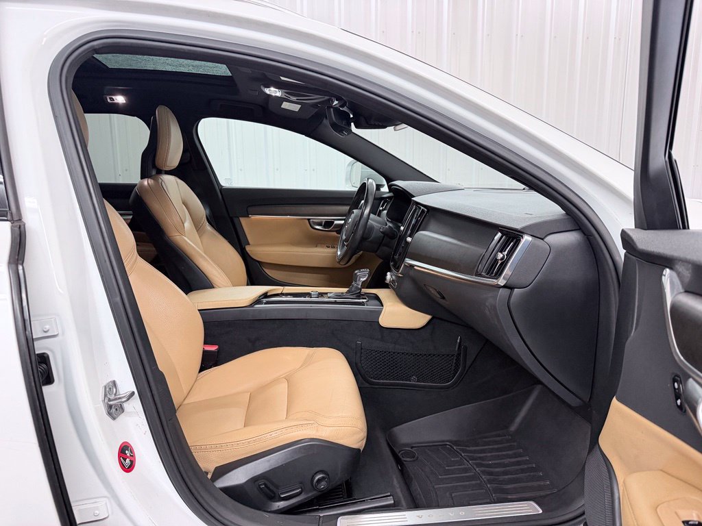 Used 2018 Volvo V90 T5 Cross Country w/ Convenience Package AWD/4WD image 38