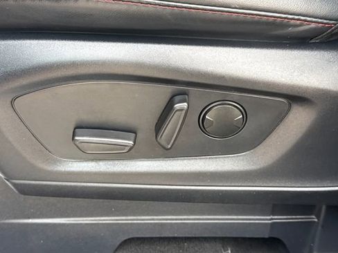 Used 2025 Ford Explorer ST-Line image 25