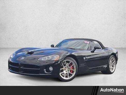 Used 2004 Dodge Viper SRT-10 image 1