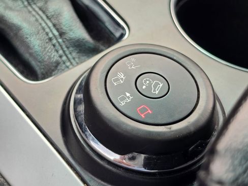 Used 2012 Ford Explorer XLT AWD/4WD image 22