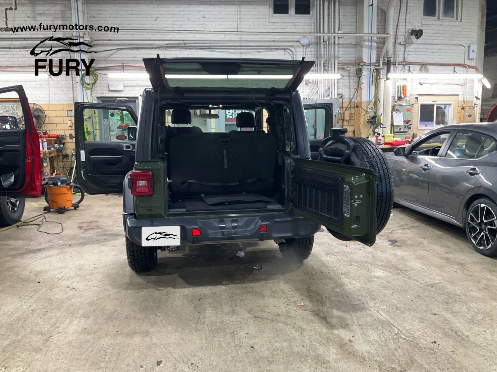 Used 2021 Jeep Wrangler Sport AWD/4WD image 23