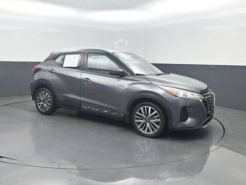 Used 2023 Nissan Kicks SV FWD image 27