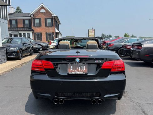 Used 2013 BMW M3 Convertible w/ Premium Pkg RWD image 6