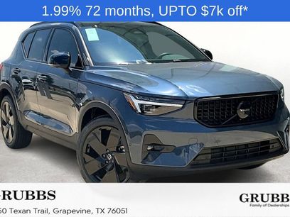 New 2026 Volvo XC40 B5 Ultra w/ Protection Package Premier