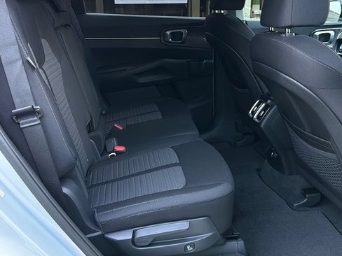 New 2026 Kia Sorento LX FWD image 12