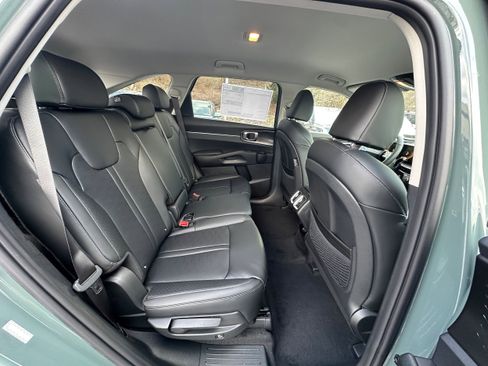 New 2026 Kia Sorento EX image 18