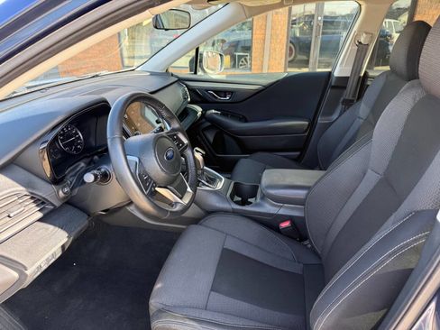Used 2022 Subaru Outback Premium image 11
