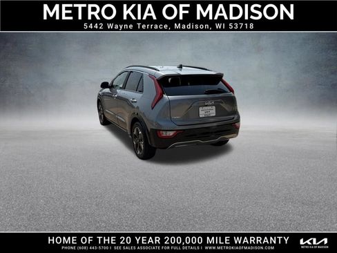 Used 2024 Kia Niro Wind w/ Wind Preserve Package FWD image 4