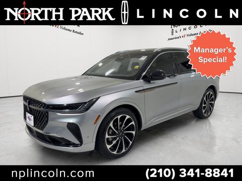 Used 2024 Lincoln Nautilus Black Label AWD/4WD image 1