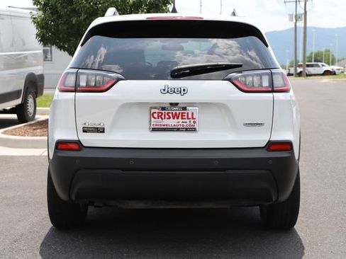 Used 2020 Jeep Cherokee Latitude w/ Cold Weather Group AWD/4WD image 3