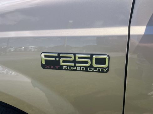 Used 1999 Ford F250 2WD Crew Cab Super Duty image 6