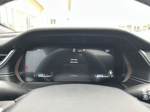 Used 2025 Jeep Grand Cherokee Altitude image 15