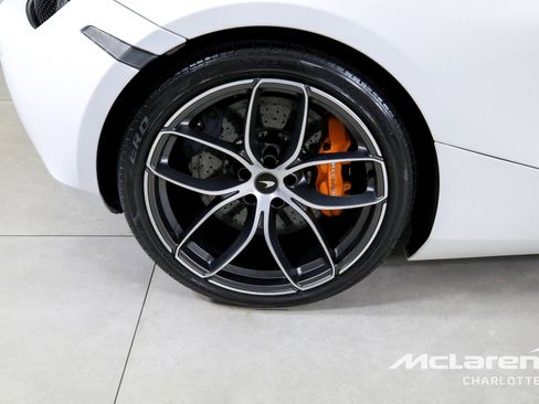 Used 2020 McLaren 720S Performance image 23